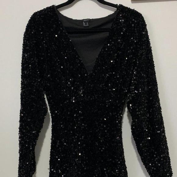 Forever 21 Black Bodycon Sequined Mini Midi Dress V neck | Night Sparkly Lined - Picture 4 of 5